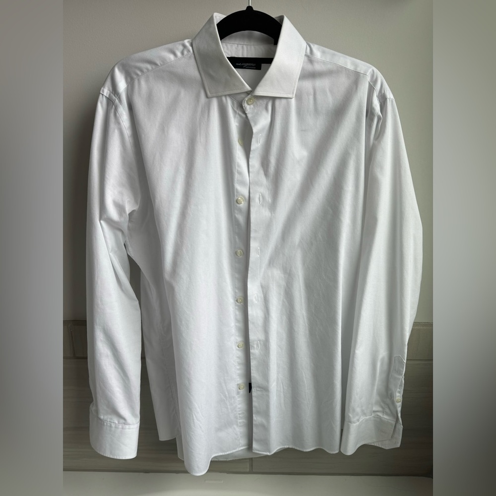 Men’s White Button-up